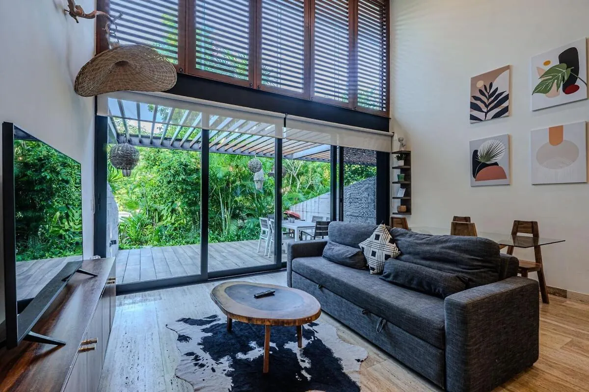 Lux Apt Awa Golf, Pool, Gym, Walkable ! Apartment Playa del Carmen
