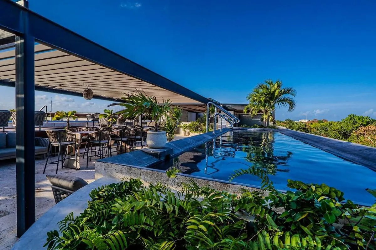 Apartment Lux Apt Awa Golf, Pool, Gym, Walkable !