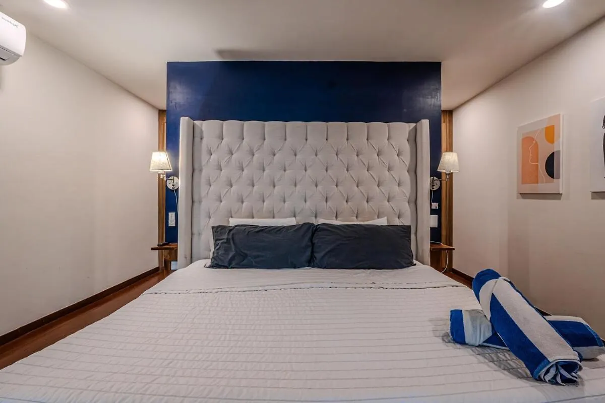 Lux Apt Awa Golf, Pool, Gym, Walkable ! Mexico
