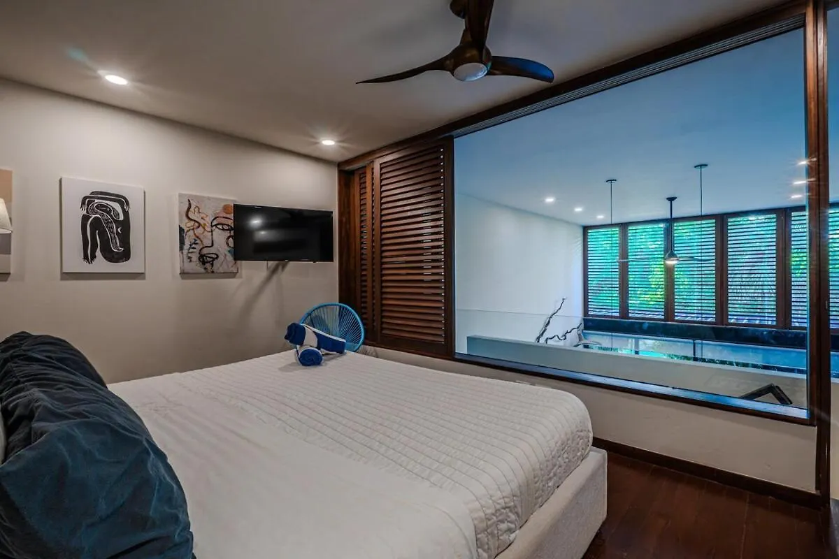Lux Apt Awa Golf, Pool, Gym, Walkable ! Apartment Playa del Carmen