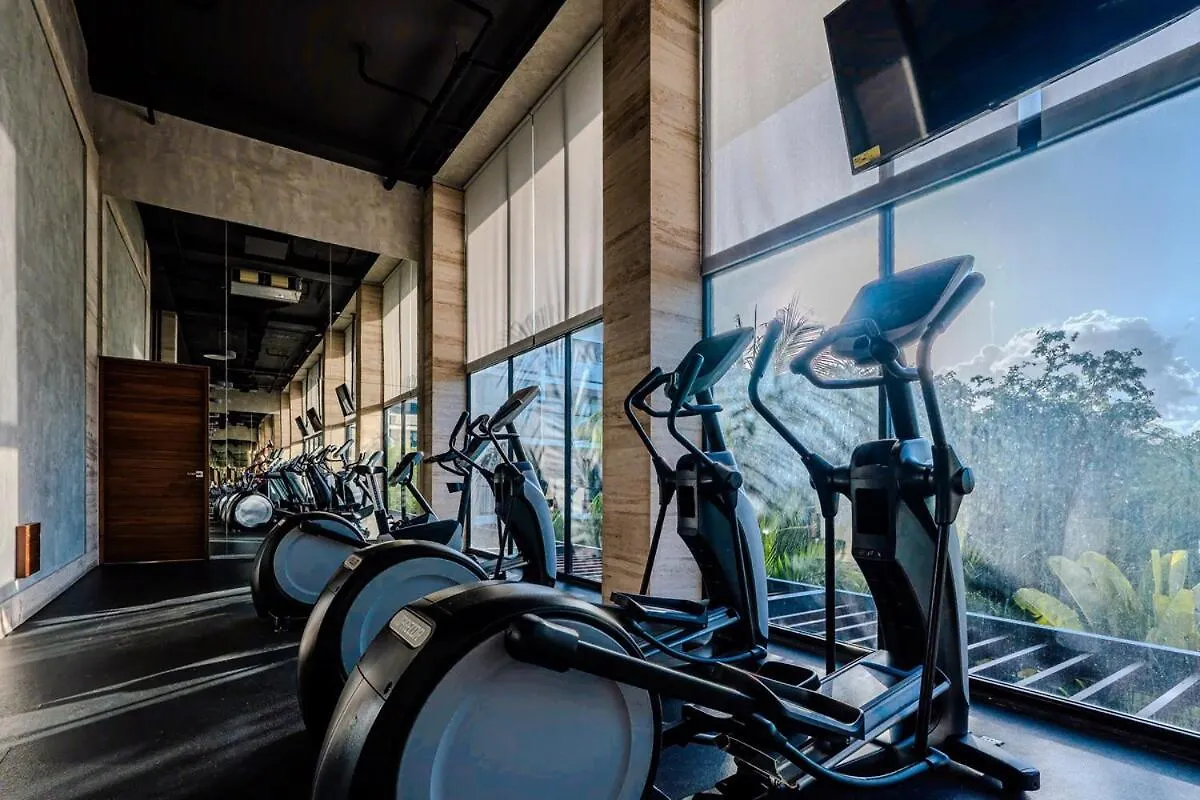 Lux Apt Awa Golf, Pool, Gym, Walkable ! Playa del Carmen